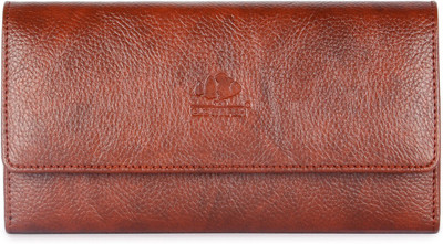 

The Clownfish Formal Tan Clutch