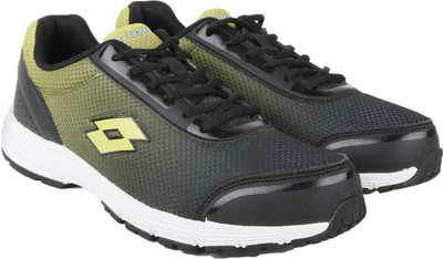 

Lotto LOTTO CROSS Running Shoe For Men(Black, 70