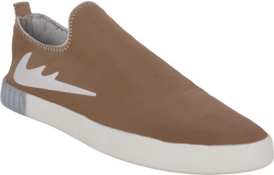 

RECKONER RECKONER STYLISH SNEAKER SHOES FOR MEN Slip On Sneakers For Men(Multicolor, White
