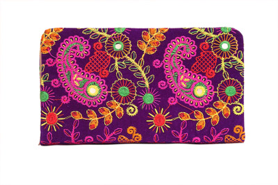 

kalakriti handicrafts Casual Purple Clutch