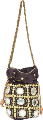 

kalakriti handicrafts Pouch Potli(Black)