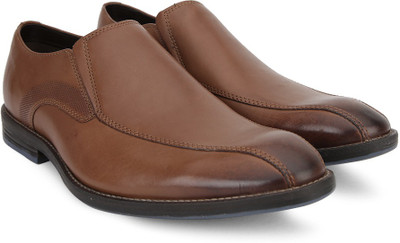 

Clarks Prangley Step British Tan Slip On For Men(Brown