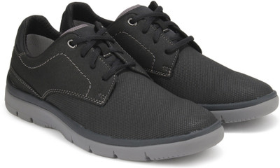 

Clarks Tunsil Plain Black Casual For Men(Black