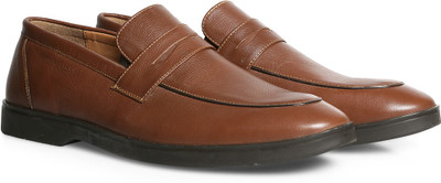 

Hush Puppies By Bata FLEXI RUB PENNY Slip On For Men(Brown, Brown;tan