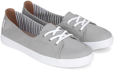 

Vans PALISADES SF Casuals For Women(Grey, (just stripes) drizzle/white