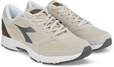 

Diadora SHAPE 7 S Running Shoes For Men(Beige, C6455