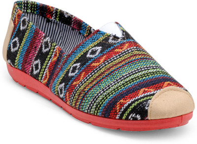 

Nell Casuals For Women(Green