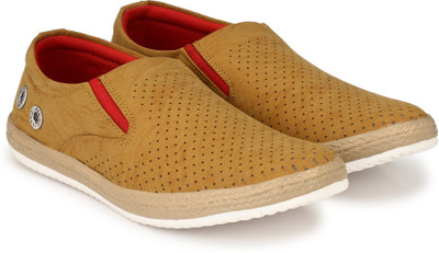 

LAYASA Sneakers For Men(Beige
