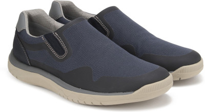 

Clarks Votta Free Navy Synthetic Casual For Men(Navy, Black
