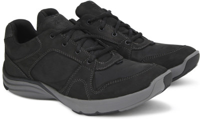 

Clarks Wave Port Black Nubuck Casual For Men(Black