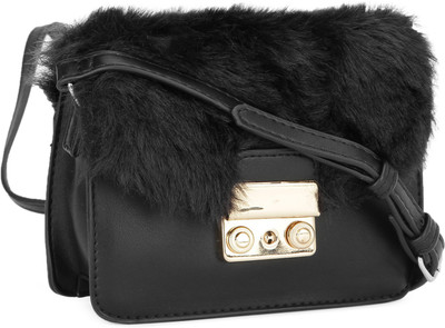 

Forever 21 Women Casual Black PU Sling Bag