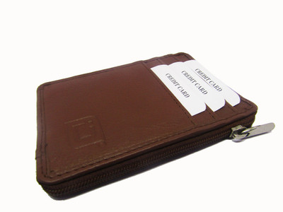 

Poland 6 Card Holder(Set of 1, Brown)