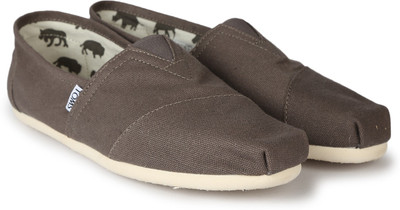 

TOMS ASH CANVAS CLASSICS Casuals For Men(Brown, Grey