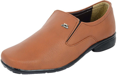 Footgear Slip On For Men(Brown