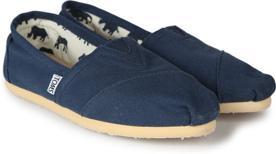 

TOMS NAVY CANVAS CLASSICS Casuals For Men(Navy