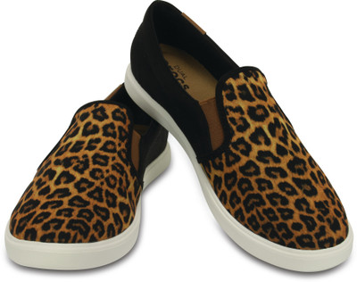 

Crocs CitiLane Slip-on Sneaker W Slip On Sneakers For Women(Brown, Leopard/black