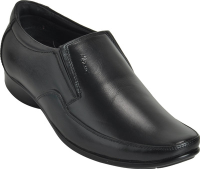 

Kolapuri Centre 5251 Slip On For Men(Black