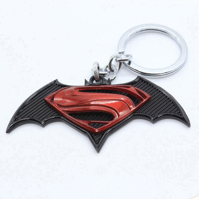 

SCORIA Superman vs Batman Key Chain