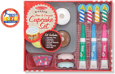

MELISSA AND DOUG Bake & Decorate Cupcake Set