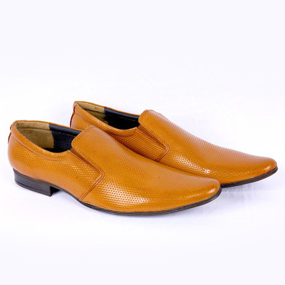 

Glawen Slip On For Men(Brown