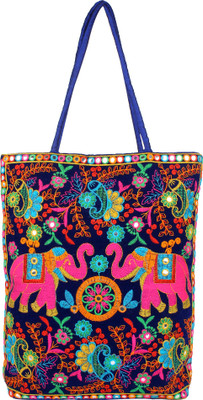 

Ayeshu Tote(Multicolor)