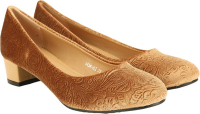 

Chemistry Women Tan Heels