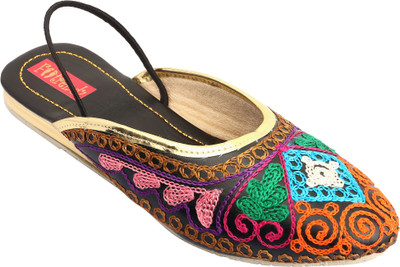 

Footrendz Women Multi Flats