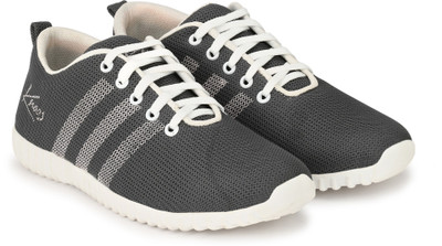 

Knoos Neo canvas sneakers Training & Gym Shoes For Men(Grey