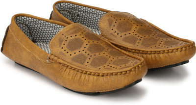 

Knoos DRIVING LOAFERS Loafers For Men(Brown, Tan