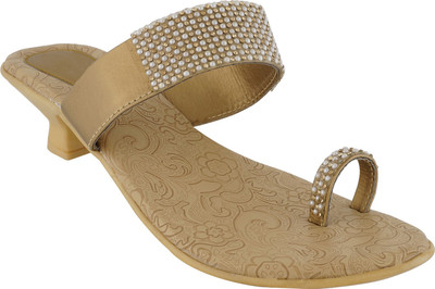 

Soft Arts Flip Flops, Brown