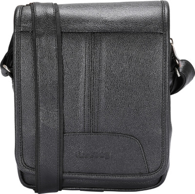 

FACEBAG Facebag-HBN-1-Small-Black-Hand-Bag 20 L Backpack(Black)