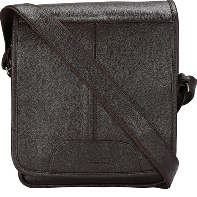 

FACEBAG Facebag-HBN-1-Big-Brown-Hand-Bag 25 L Backpack(Brown)