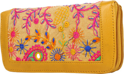 

Ayeshu Pouch Potli(Yellow)