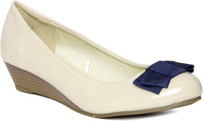 

Lavie Women BEIGE Heels
