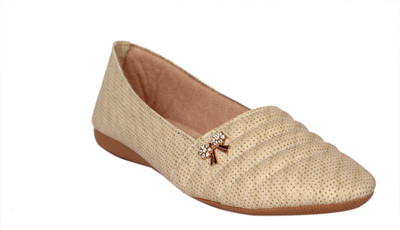 

Bora Bora Women Beige Bellies