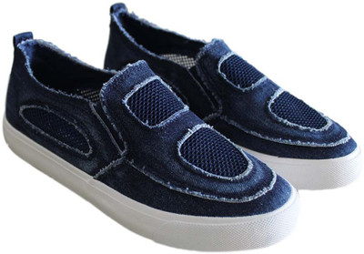 

SK TRADERS Women Loafer Shoes Loafers For Women(Blue