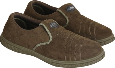 

Navigon Casuals For Men(Olive