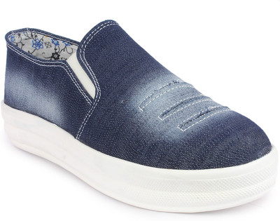 

Moonwalk Slip On Sneakers For Women(Blue