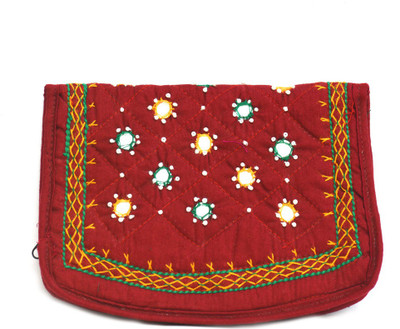 

Art Godaam Party Brown Clutch