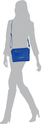 

Justanned Sling Bag(Blue)