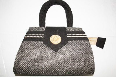 

Mcnt Hand-held Bag(Black)