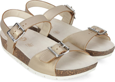 

Clarks Girls Buckle Strappy Sandals(Gold, Gold leather