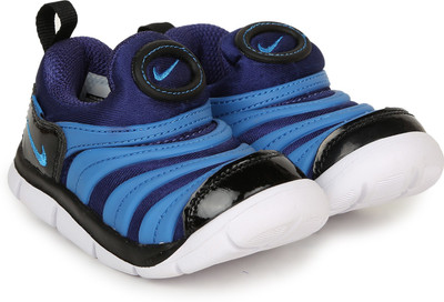 

Nike Boys & Girls Slip on Sneakers(Black, 413