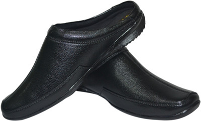 

Strive Men Black Casual