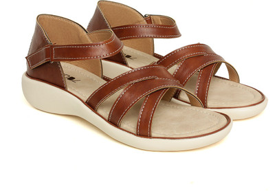 

Vendoz Women Brown Flats