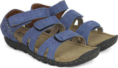 

Woodland Men NAVY Casual
