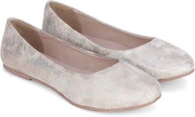 

Miss CL By Carlton London Women GOLD Bellies
