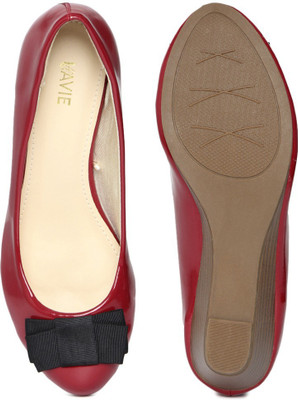 

Lavie Women RED Heels