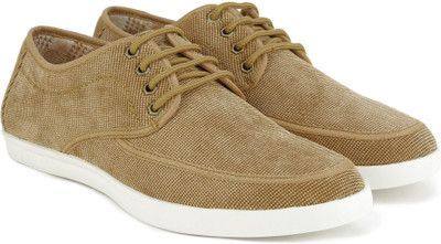 

V Dot Van Heusen Casual Shoes For Men(Brown