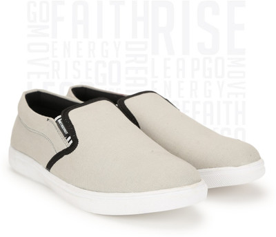 

Metronaut Canvas Shoes For Men(Grey